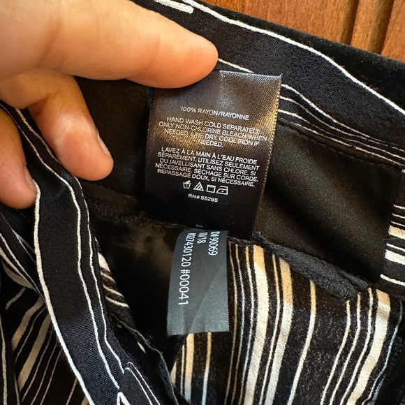 EXPRESS Wide Leg High Rise Tie In Front Pants Black/White Striped Size 8 - Picture 5 of 6